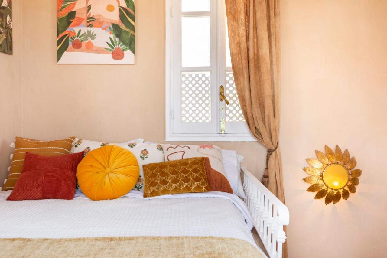 Ferienhaus Charming Tower House With Amazing Sea Views Marbella