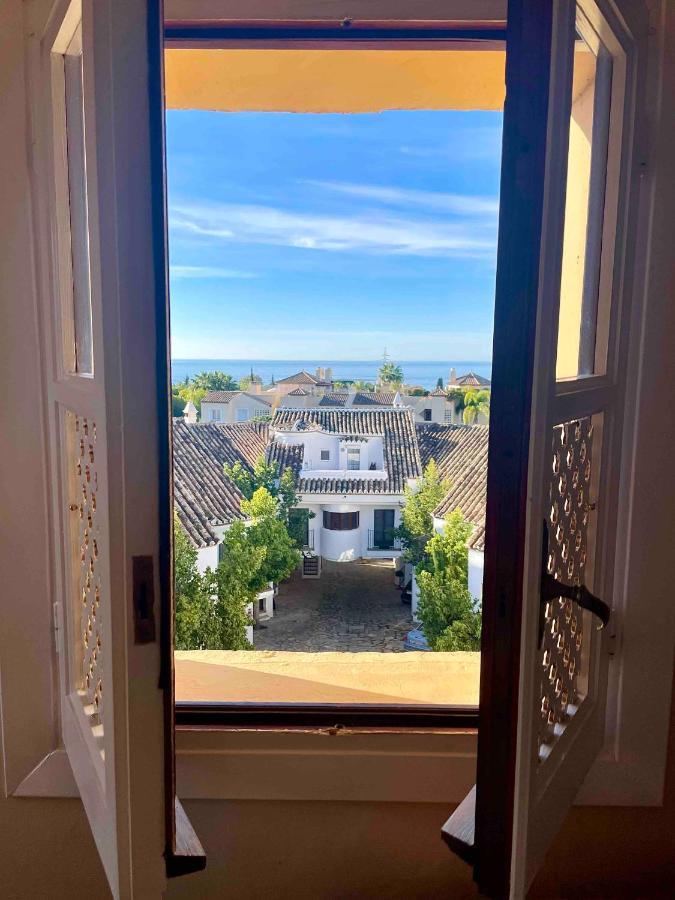 Charming Tower House With Amazing Sea Views Holiday home *